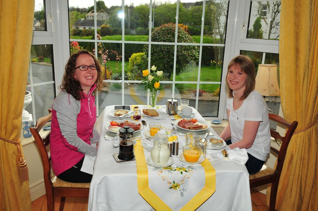 Bed & Breakfast Killererin House